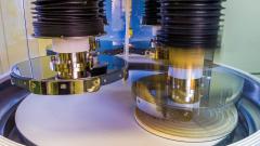CMP machine polishing semiconductor wafers with high precision